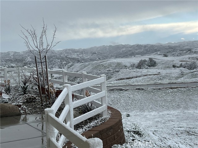1134 Villa Calimesa Ln, Calimesa CA: https://media.crmls.org/medias/fc00488f-8124-4758-b7b6-d7f019c56030.jpg