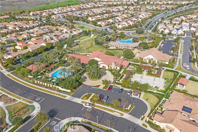 16 Cielo, Rancho Mission Viejo CA: https://media.crmls.org/medias/fc0066c7-9226-4c69-9546-55150736f2c5.jpg