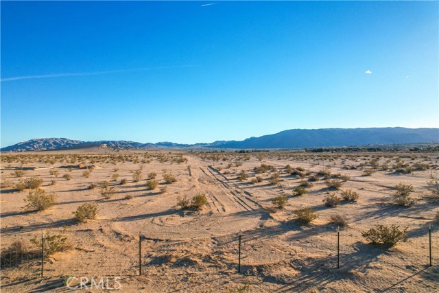 Detail Gallery Image 13 of 16 For 74747 Mesa Dr, Twentynine Palms,  CA 92277 - – Beds | – Baths