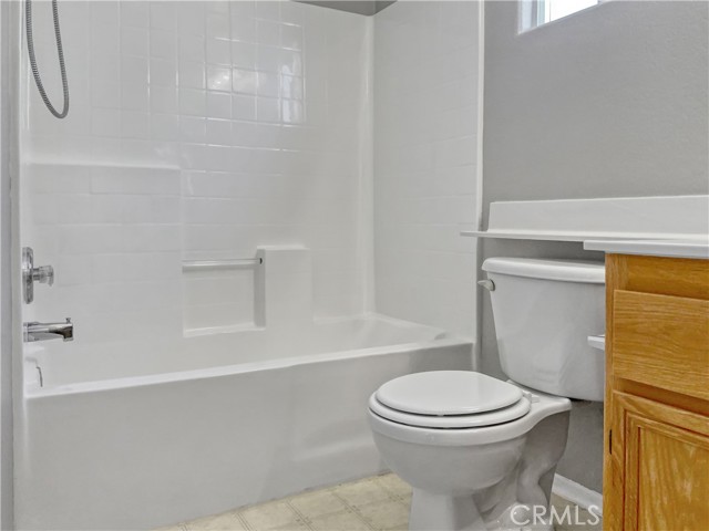 Detail Gallery Image 20 of 27 For 12787 Appian Ave, Victorville,  CA 92395 - 4 Beds | 2/1 Baths