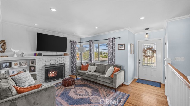 753 Loma Vista Street, El Segundo CA: https://media.crmls.org/medias/fc0286cf-960c-4ebf-ac66-842858a4fe2c.jpg
