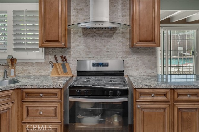 Detail Gallery Image 16 of 50 For 10624 S 6th, Inglewood,  CA 90303 - 4 Beds | 2 Baths