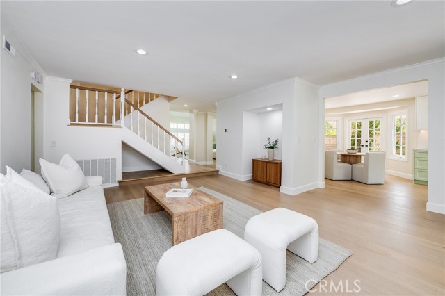 20516 Germain Street, Chatsworth CA: https://media.crmls.org/medias/fc05cc2a-d4f7-4d9b-a71f-fdfe53cef176.jpg