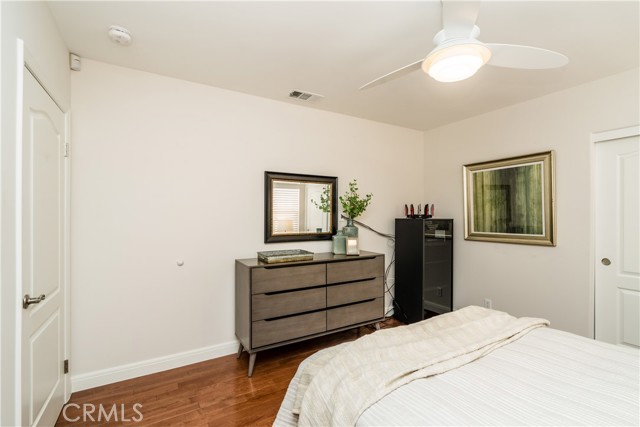 Detail Gallery Image 22 of 35 For 15229 Camarillo St, Sherman Oaks,  CA 91403 - 3 Beds | 2 Baths
