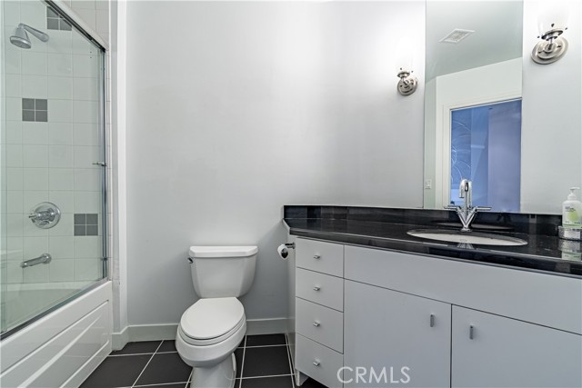 Detail Gallery Image 5 of 25 For 1100 Wilshire Bld #3106,  Los Angeles,  CA 90017 - 2 Beds | 2 Baths