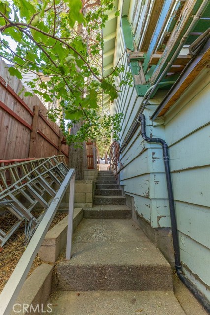 Detail Gallery Image 31 of 37 For 29239 Lake Brook Ave, Cedar Glen,  CA 92321 - 3 Beds | 2 Baths
