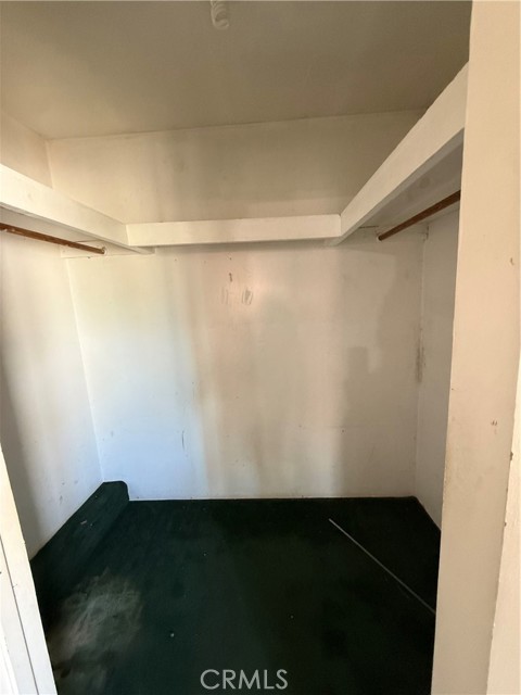 4416 Mesa, Bakersfield CA: https://media.crmls.org/medias/fc068b96-13de-4af8-a865-c4e426c3f9e3.jpg