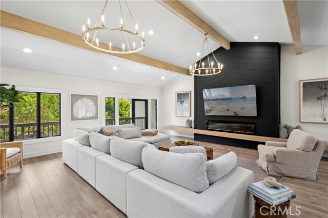 11 Mainsail Drive, Corona del Mar CA: https://media.crmls.org/medias/fc06cce3-66fc-41e2-862c-2ccc2b9bf3f0.jpg