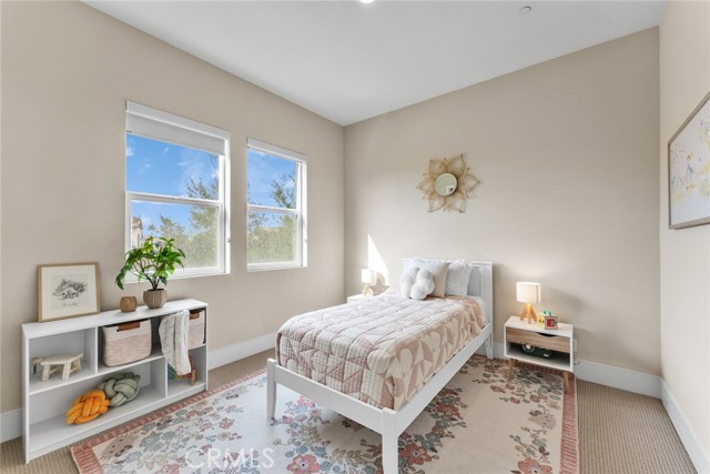 Detail Gallery Image 33 of 51 For 114 Crossover, Irvine,  CA 92618 - 5 Beds | 5/2 Baths