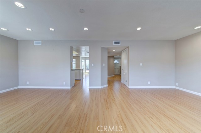 Detail Gallery Image 10 of 32 For 604 W Wilson Ave #2,  Glendale,  CA 91203 - 3 Beds | 2/1 Baths
