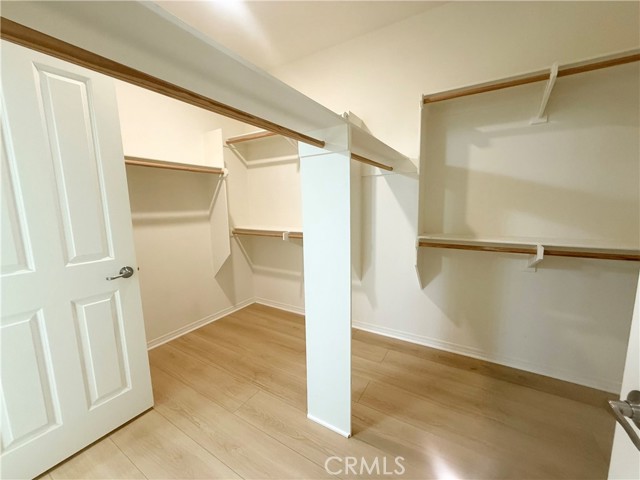 28309 Camino Del Arte Drive, Valencia CA: https://media.crmls.org/medias/fc092922-e42e-4261-8cdf-76144cbc1c69.jpg
