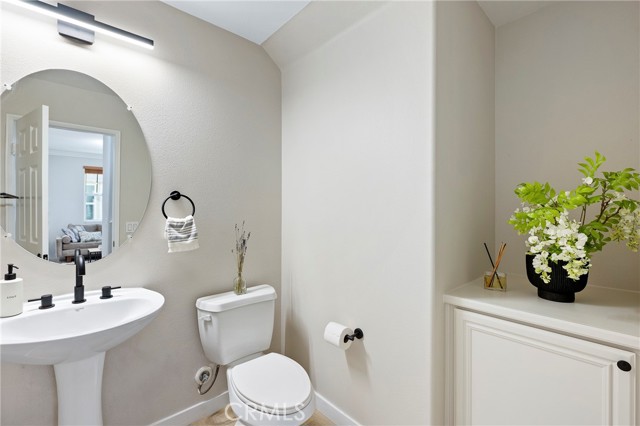 Detail Gallery Image 15 of 51 For 14569 Longwood Ave, Chino,  CA 91710 - 4 Beds | 2/1 Baths