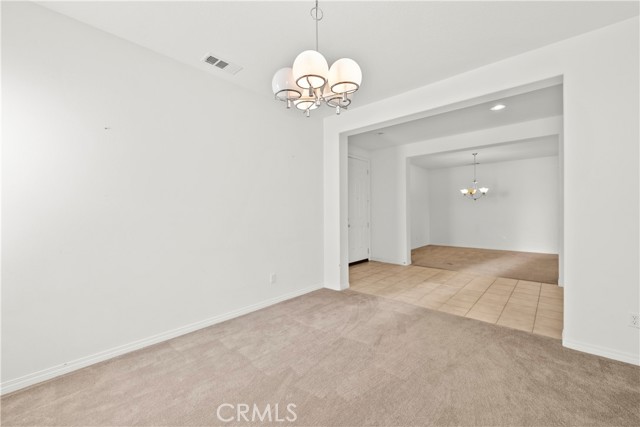 Detail Gallery Image 9 of 38 For 28538 Redwood Canyon Pl, Saugus,  CA 91390 - 3 Beds | 3 Baths