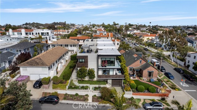 Detail Gallery Image 29 of 30 For 928 S Juanita Ave #C,  Redondo Beach,  CA 90277 - 4 Beds | 3/1 Baths