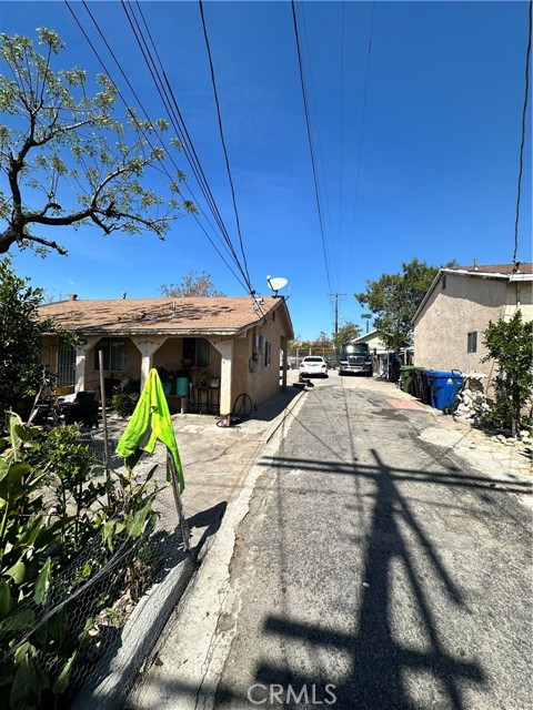12861 Kagel Canyon Street photo 5