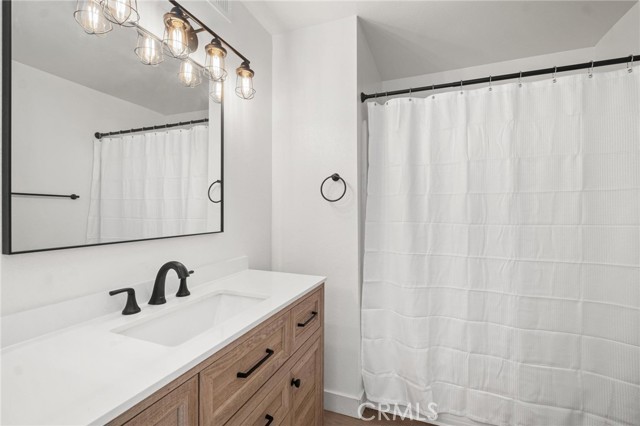 Detail Gallery Image 17 of 21 For 505 W 5th St #204,  Long Beach,  CA 90802 - 2 Beds | 2 Baths