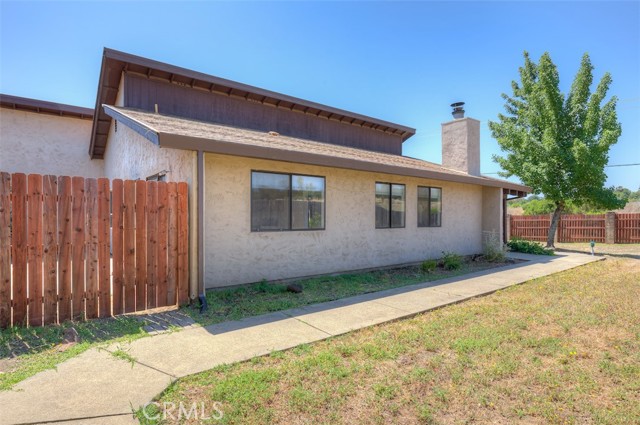 90 Segura Drive, Oroville CA: https://media.crmls.org/medias/fc0bdfe9-7301-4845-8a12-deb0744d65bc.jpg