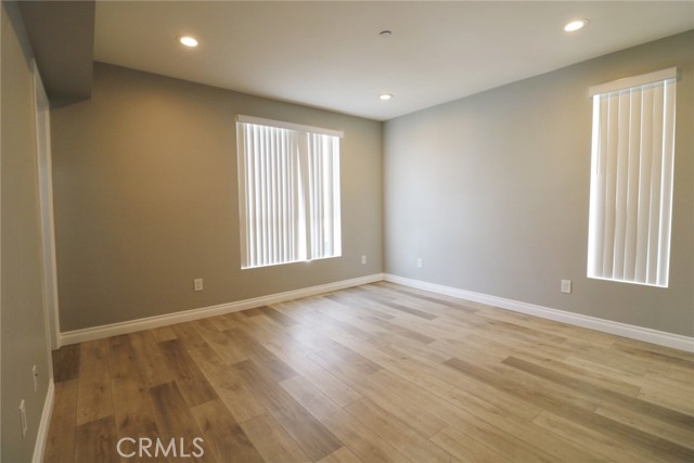 Detail Gallery Image 27 of 27 For 6926 N Morella Ave #3,  North Hollywood,  CA 91605 - 4 Beds | 4/1 Baths