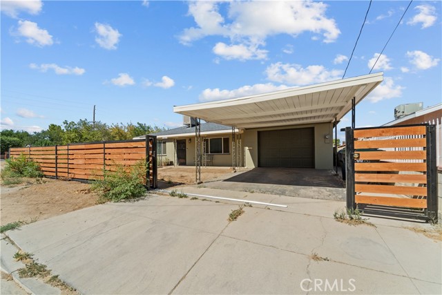 Detail Gallery Image 1 of 21 For 38013 11th St, Palmdale,  CA 93550 - 2 Beds | 1 Baths