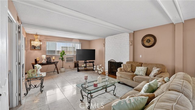 Detail Gallery Image 32 of 53 For 11062 Bixler Circle, Garden Grove,  CA 92840 - 5 Beds | 2/1 Baths