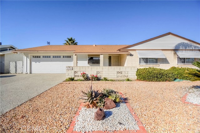 Detail Gallery Image 2 of 53 For 26500 New Bedford, Menifee,  CA 92586 - 3 Beds | 2 Baths