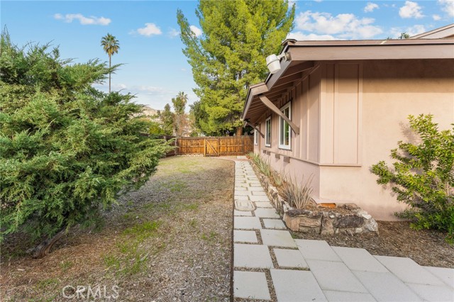 Detail Gallery Image 23 of 40 For 5693 Dumbarton Ave, San Bernardino,  CA 92404 - 3 Beds | 2 Baths