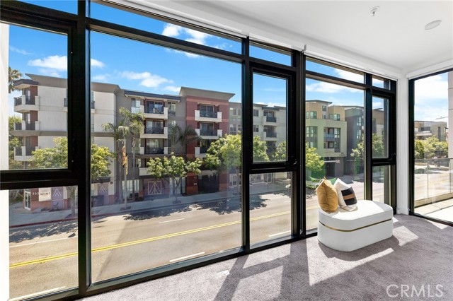 709 E Walnut Street, Pasadena CA: https://media.crmls.org/medias/fc0dc212-5272-4ab6-809b-037a75cc5500.jpg