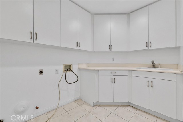 2572 Carlton Place, Rowland Heights CA: https://media.crmls.org/medias/fc0df3d5-904e-429e-97af-1a29ab41b823.jpg