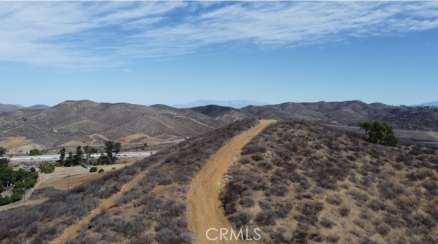 Detail Gallery Image 2 of 3 For 0 Summit Dr., Lake Elsinore,  CA 92530 - – Beds | – Baths