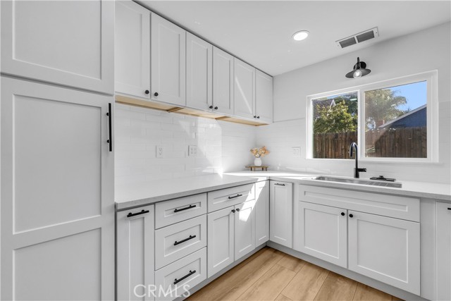 Image 10 of 23 For 13198 Pawnee