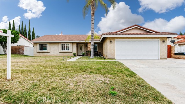 11837 Calabash Ave, Fontana, CA 92337