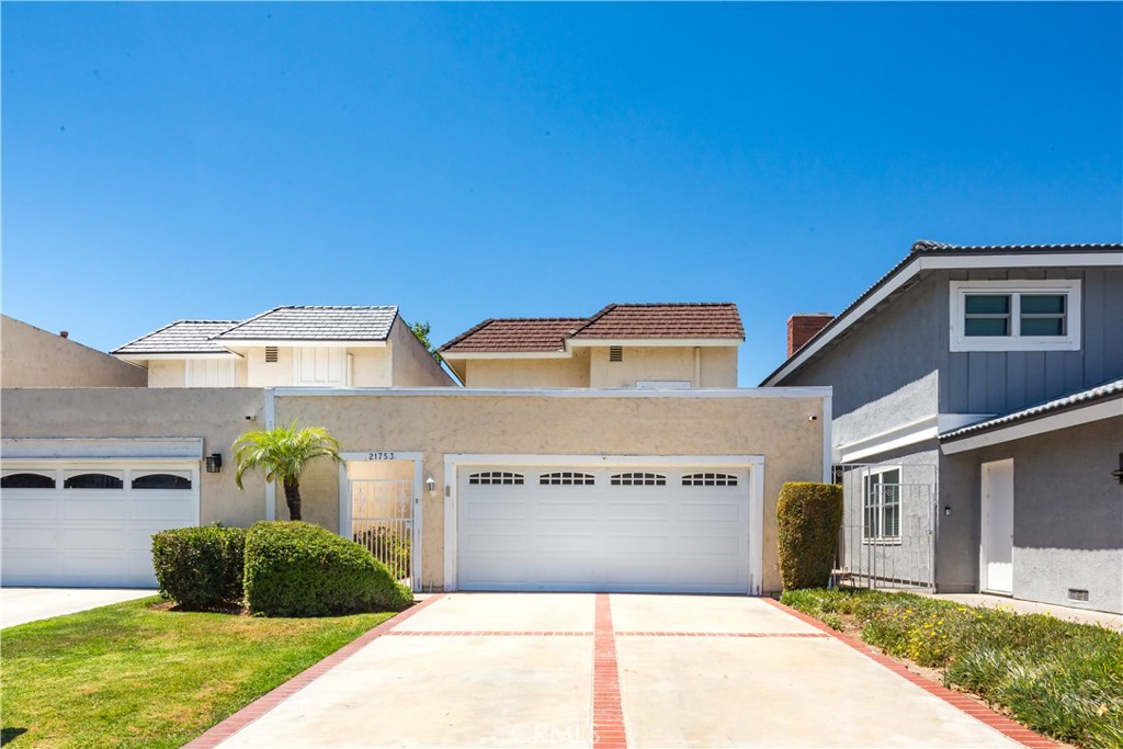 Fc0f4d24 260d 4601 A2d5 Db3a6090bc6d