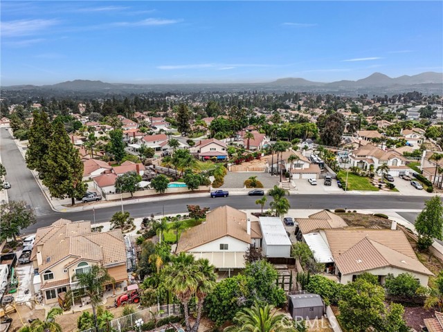 1070 Cannon Road, Riverside CA: https://media.crmls.org/medias/fc0f7005-e99c-4167-95a3-5041f91afb22.jpg