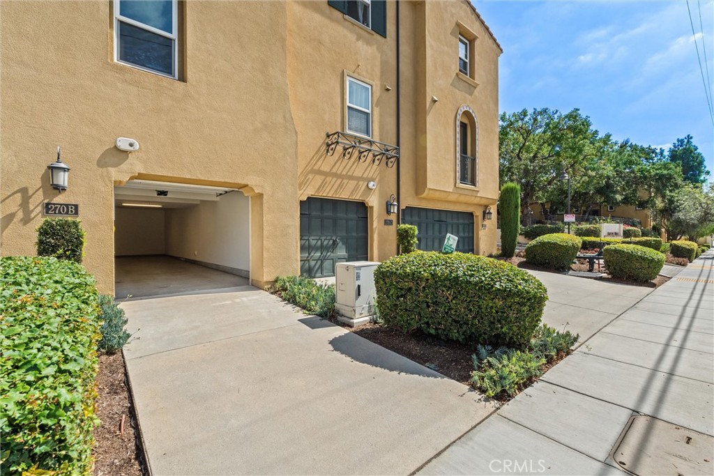 MLS #WS25230360 image #31