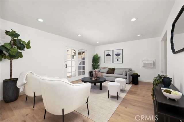 Detail Gallery Image 17 of 71 For 415 E Walnut, Monrovia,  CA 91016 - 6 Beds | 2 Baths