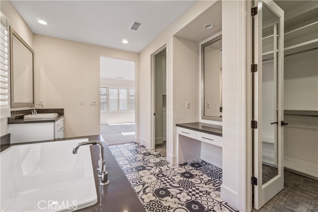 Detail Gallery Image 45 of 53 For 116 Homecoming, Irvine,  CA 92602 - 5 Beds | 5/1 Baths