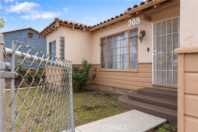 Detail Gallery Image 22 of 55 For 209 Decatur St, Bakersfield,  CA 93308 - 2 Beds | 1 Baths