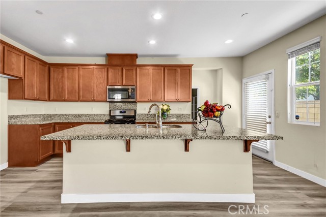 Detail Gallery Image 6 of 27 For 6591 Mogano Dr, Chino,  CA 91710 - 4 Beds | 3 Baths