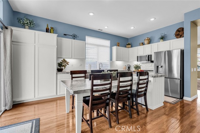 Detail Gallery Image 5 of 36 For 3338 Camden Ln, Corona,  CA 92882 - 4 Beds | 2 Baths