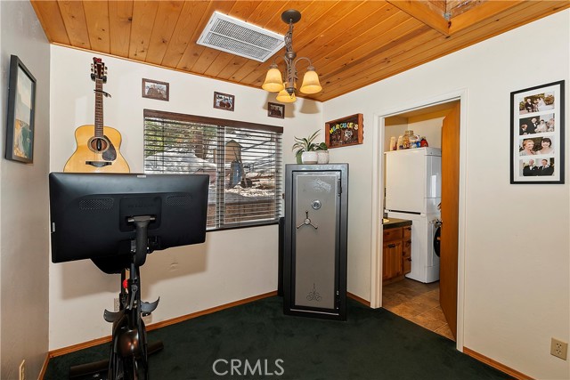 Detail Gallery Image 27 of 50 For 43453 Sand Canyon Rd, Big Bear Lake,  CA 92315 - 2 Beds | 2 Baths