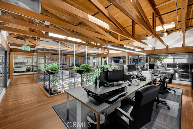 Image 27 of 47 For 425 4th Street E