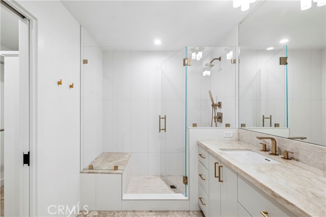 Detail Gallery Image 11 of 39 For 403 Serra Drive, Corona Del Mar,  CA 92625 - 3 Beds | 2/1 Baths