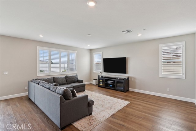 Detail Gallery Image 2 of 17 For 26600 Scotch Pne Cir, Menifee,  CA 92584 - 3 Beds | 2 Baths