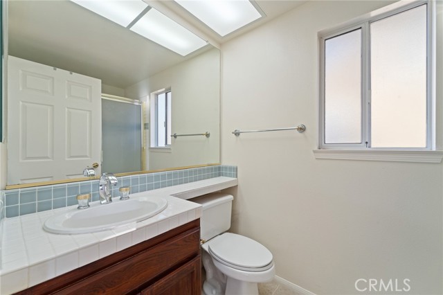 11648 Mariposa Bay Lane, Porter Ranch CA: https://media.crmls.org/medias/fc13c630-396b-49ab-aee6-c3060592bb3b.jpg