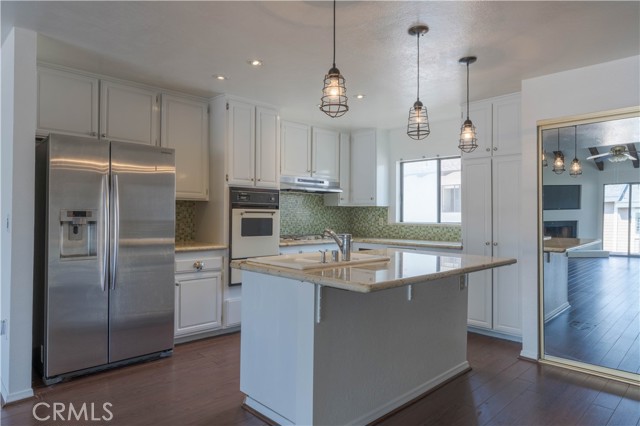 2108 Rockefeller Lane, Redondo Beach, California 90278, 2 Bedrooms Bedrooms, ,3 BathroomsBathrooms,Residential,Sold,Rockefeller,PW21165065