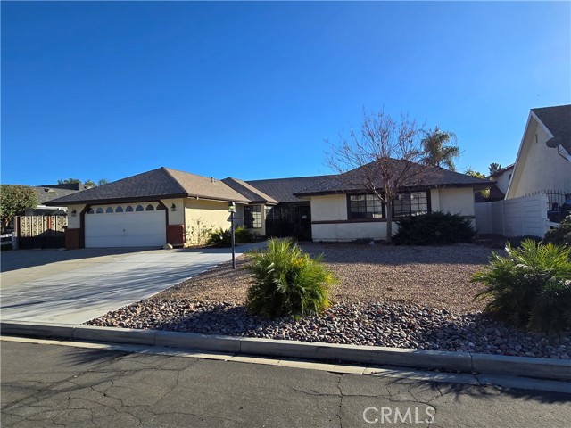 Detail Gallery Image 1 of 24 For 4449 Du Cane St, Hemet,  CA 92544 - 4 Beds | 2/1 Baths