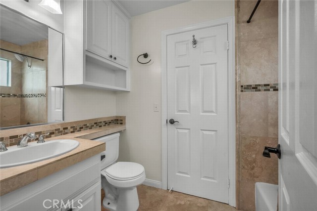 Detail Gallery Image 25 of 50 For 4113 Highland, Manhattan Beach,  CA 90266 - 4 Beds | 3/1 Baths