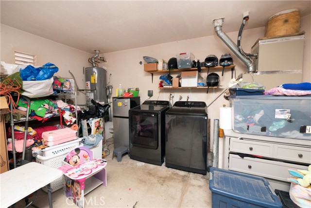 Detail Gallery Image 40 of 46 For 15055 Kingsford Ave, Adelanto,  CA 92301 - 3 Beds | 2 Baths