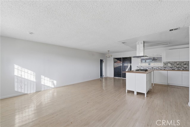 Detail Gallery Image 6 of 39 For 8912 S Fir, Los Angeles,  CA 90002 - 3 Beds | 2 Baths