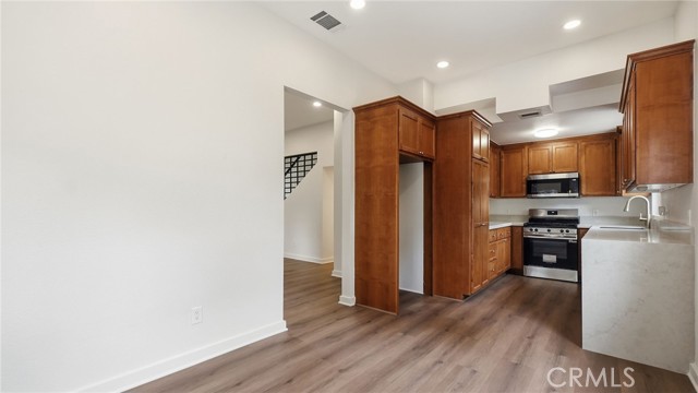 537 Cypress photo 17